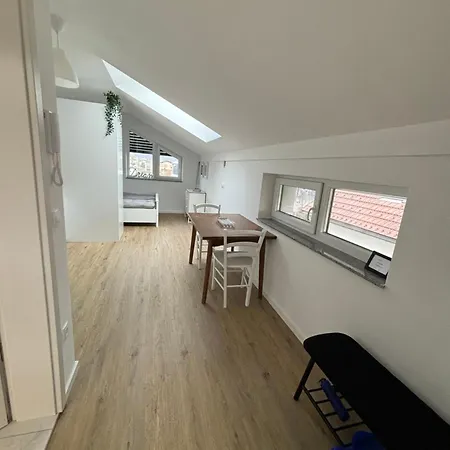 Apartmaji Cepon Apartment