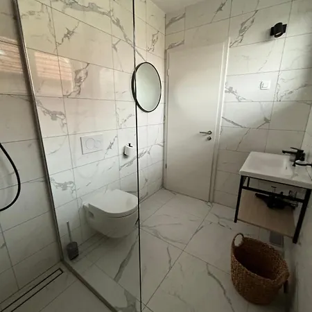 Apartmaji Cepon Διαμέρισμα Λιουμπλιάνα