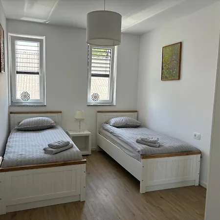 Apartmaji Cepon Apartment *